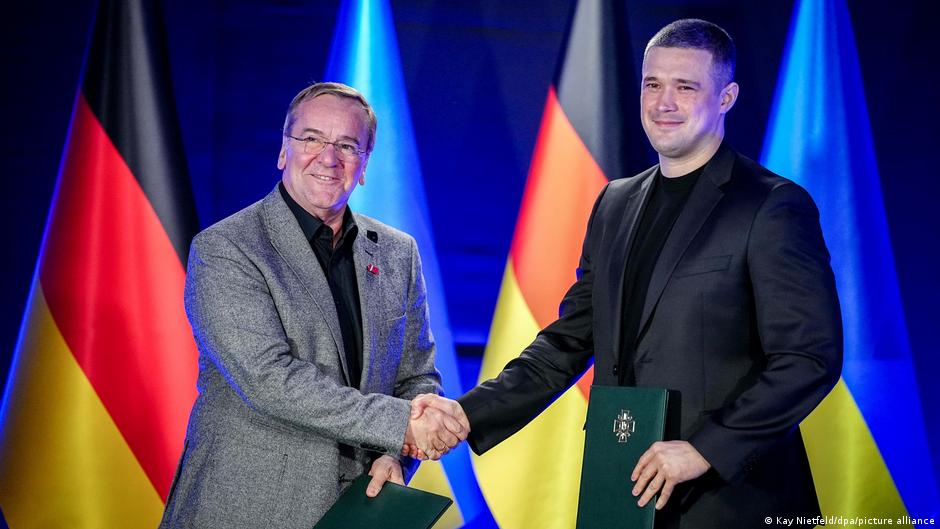 Ministro alemán de Defensa Boris Pistorius en conferencia de prensa en Kiev