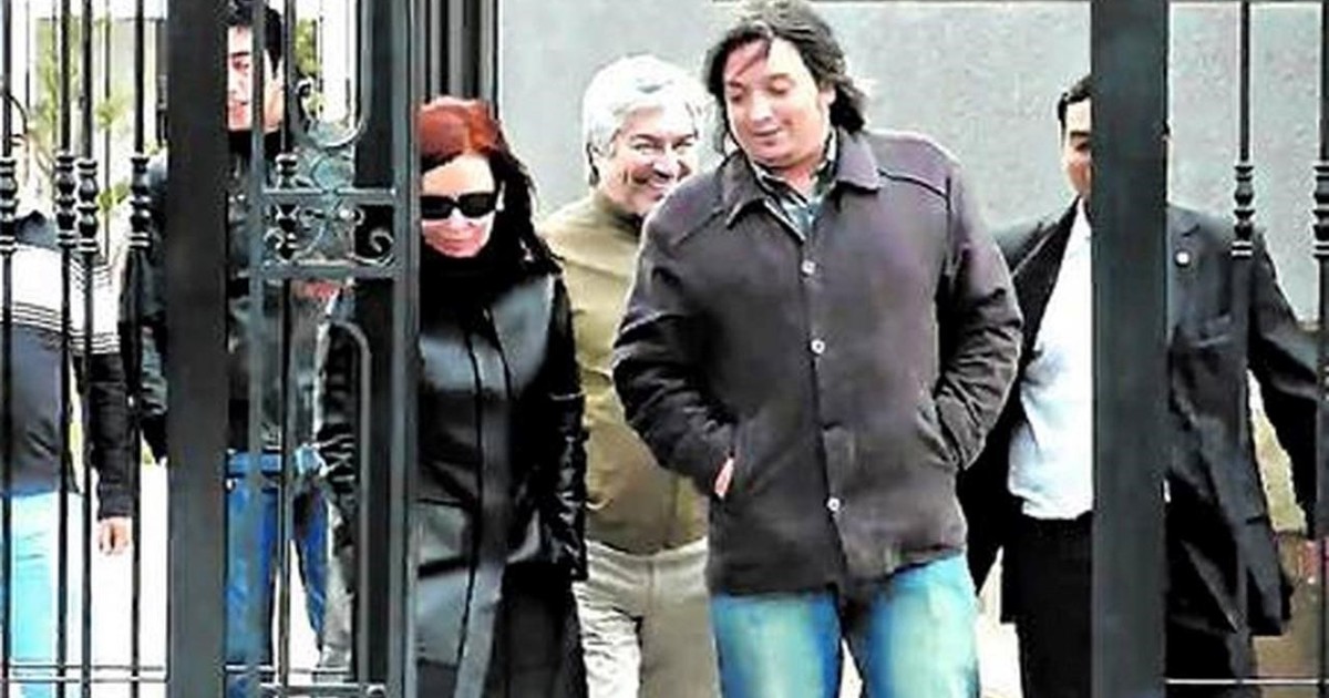 Fachada del Tribunal Oral Federal 5 en Buenos Aires