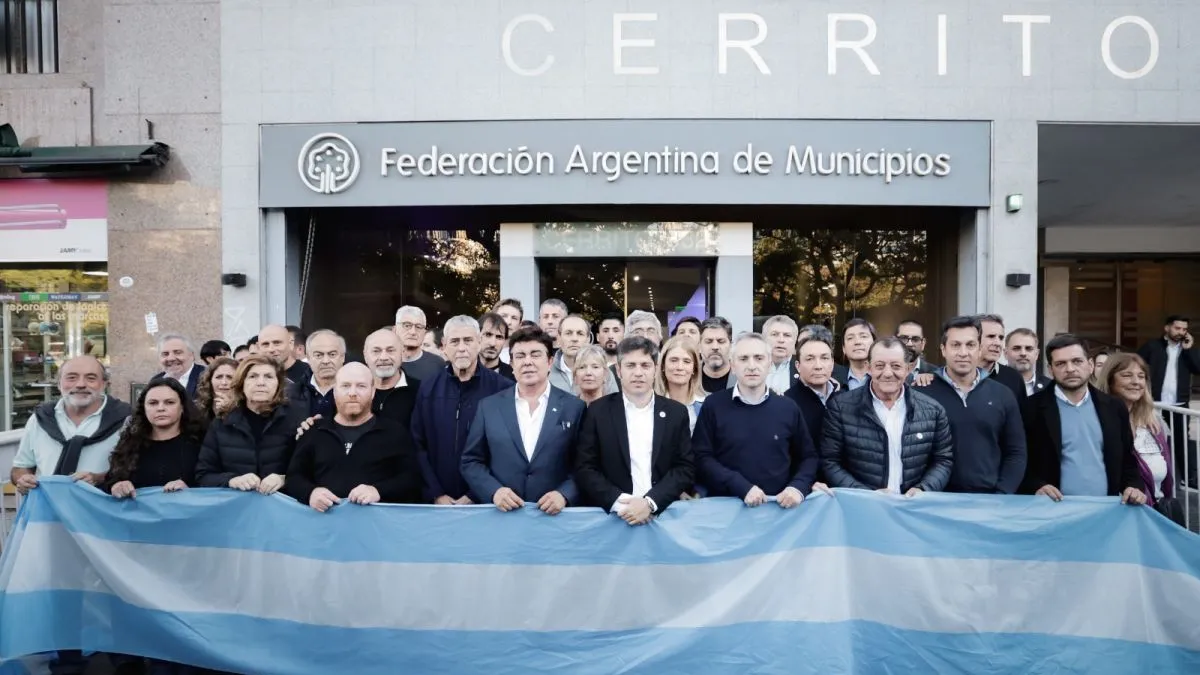 Intendentes del PJ bonaerense en un acto político