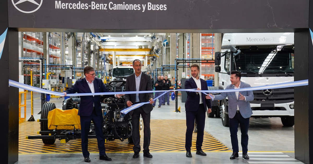 Vista del nuevo centro industrial de Mercedes-Benz Camiones y Buses en Zárate