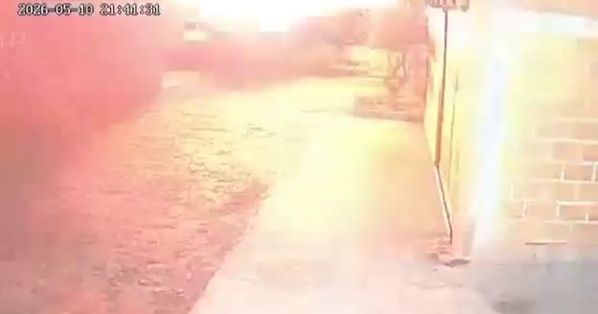 Edificio destruido tras explosión de gas en Santa Cruz