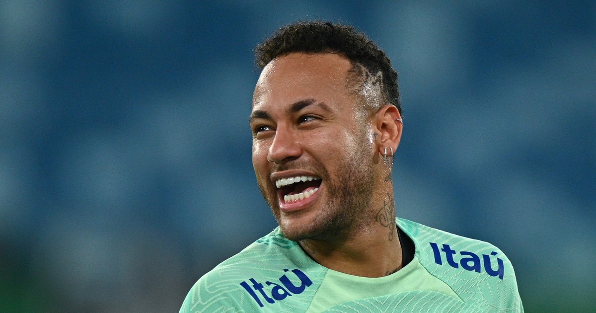 Neymar con la camiseta de Brasil durante un partido