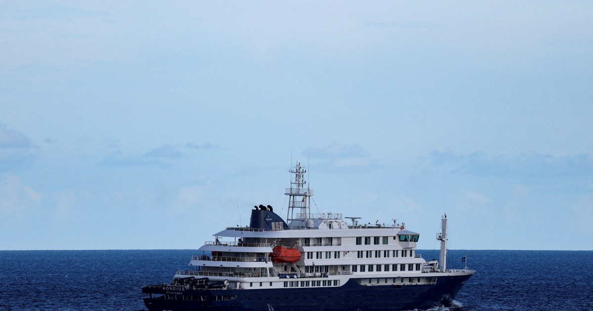 Crucero en el Atlántico Sur con bandera de alerta sanitaria