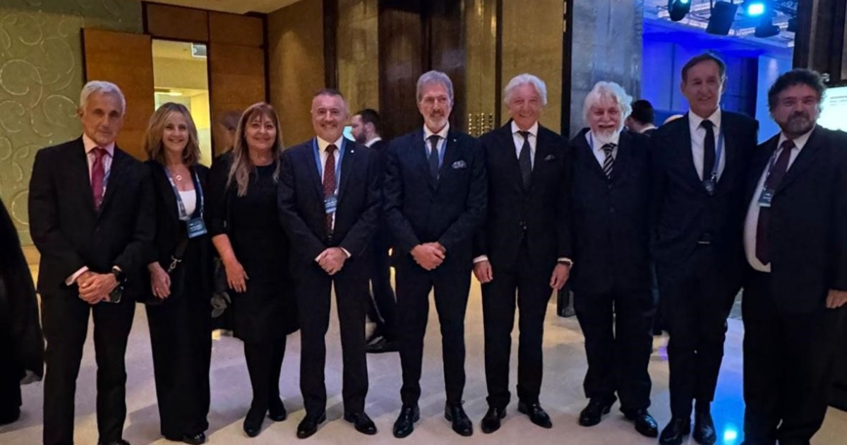 Representantes en cumbre global contra el antisemitismo en Ginebra