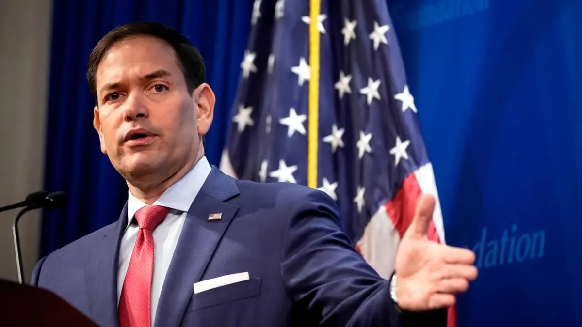 Marco Rubio habla en una conferencia de prensa