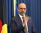 Giridharan Sivaraman hablando en un seminario sobre derechos humanos en Brisbane