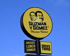 Fachada de un local de Guzman y Gomez en Chicago