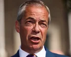 Nigel Farage hablando en un evento político