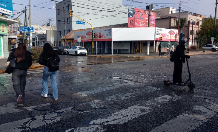 Cielo nublado sobre un barrio de La Matanza