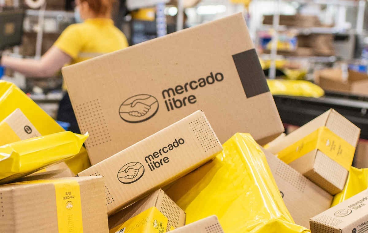 Logo de Mercado Libre en una pantalla de celular