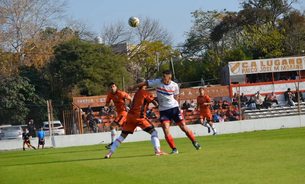 Estadio José Moraños de Tapiales durante el partido entre Lugano y Deportivo Paraguayo