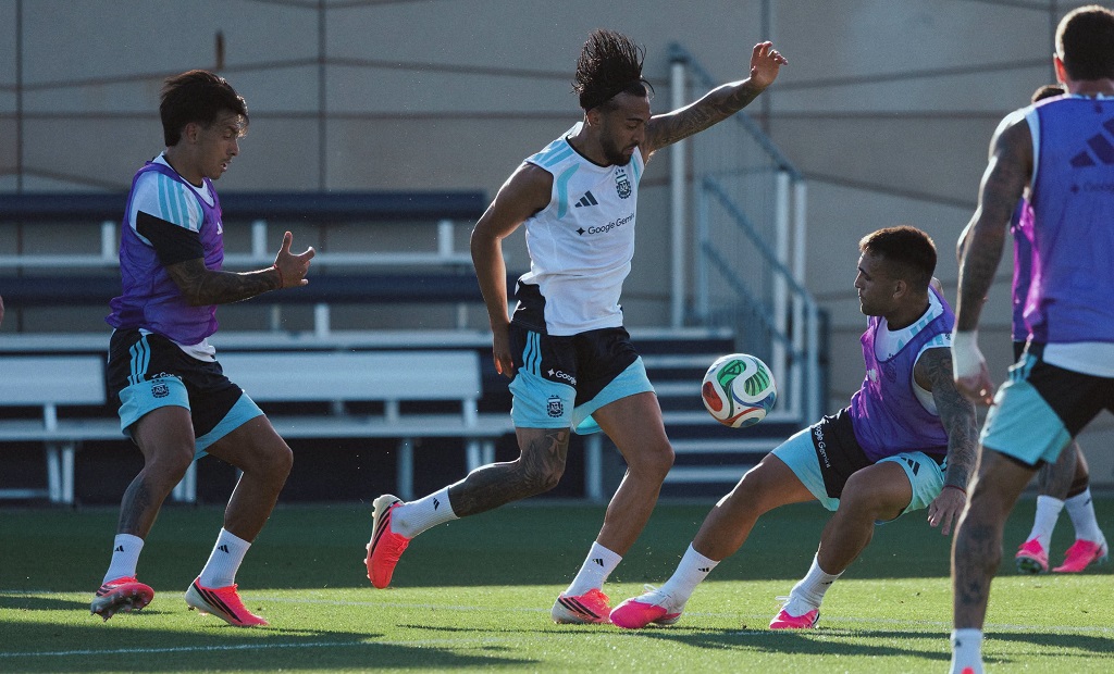 Jugadores de la Selección argentina entrenando en el Compass Minerals National Performance Center de Kansas