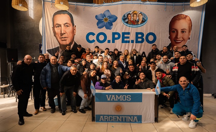 Dirigentes peronistas en la inauguración de la sede de la CO.PE.BO en San Justo