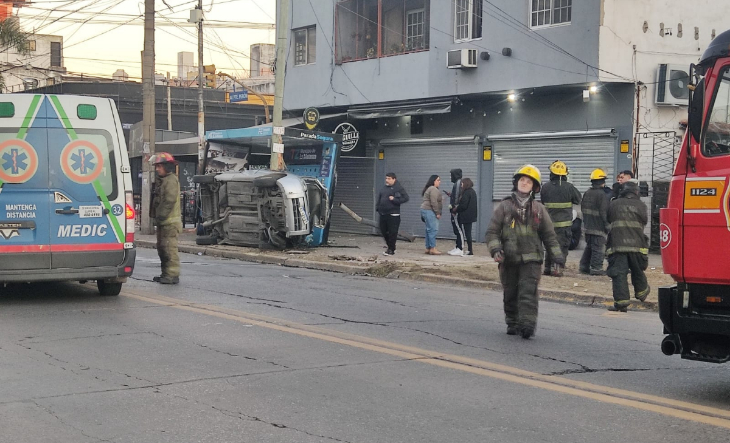 Intersección de avenida Presidente Juan Domingo Perón y calle Hipólito Yrigoyen en San Justo
