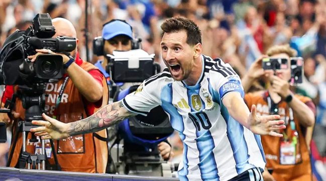 Lionel Messi con la camiseta de Argentina celebrando un gol en el Mundial 2026