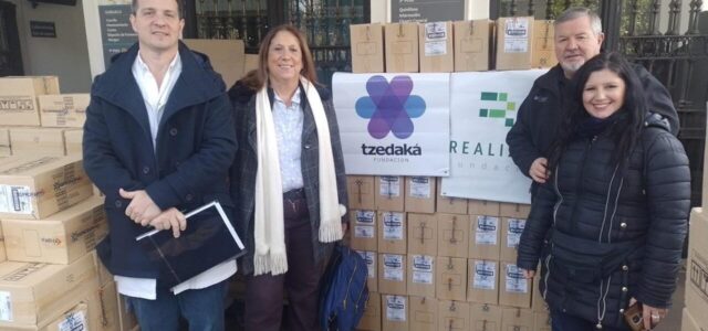 Pallets con medicamentos en el Hospital Güemes de Haedo