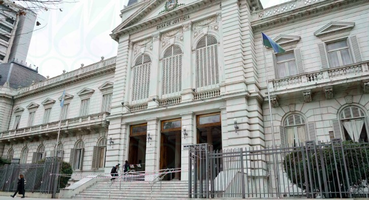 Fachada del edificio de la Suprema Corte de Justicia bonaerense en La Plata