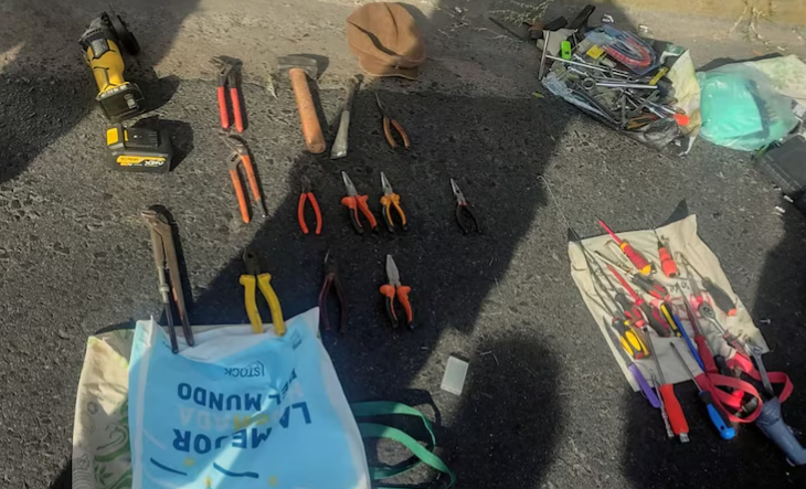 Patrullero de la Policía de la Ciudad en la vía pública