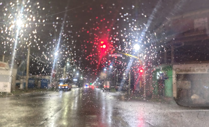 Cielo nublado sobre un barrio de La Matanza