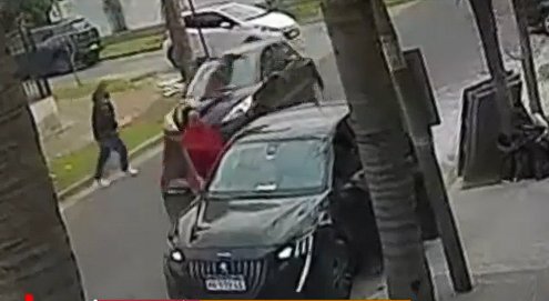 Esquina de 25 de Mayo y Esquiú en Ramos Mejía, lugar del asalto