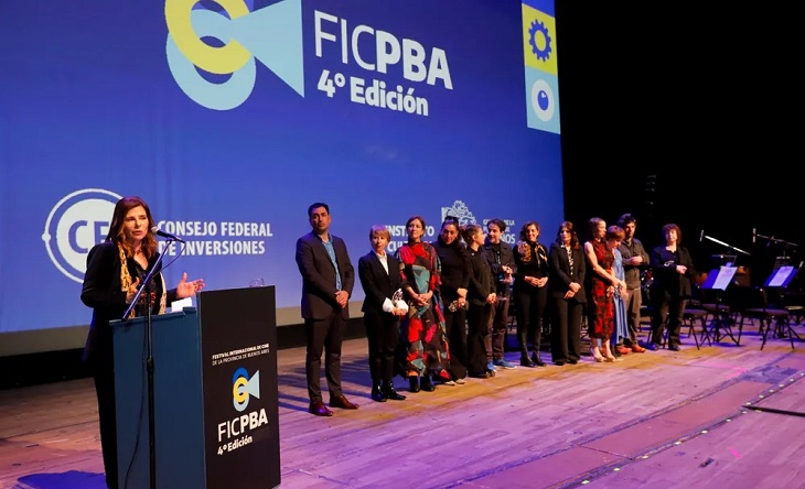 Sala Ginastera del Teatro Argentino durante el acto inaugural del festival de cine